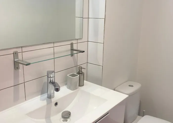 Апартаменты Du Bourg *